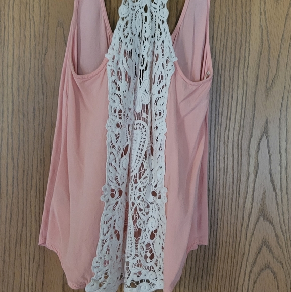 Tank - Picture 3 of 4